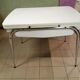 Table en formica vanille vintage