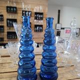 Duo of vases, soliflores