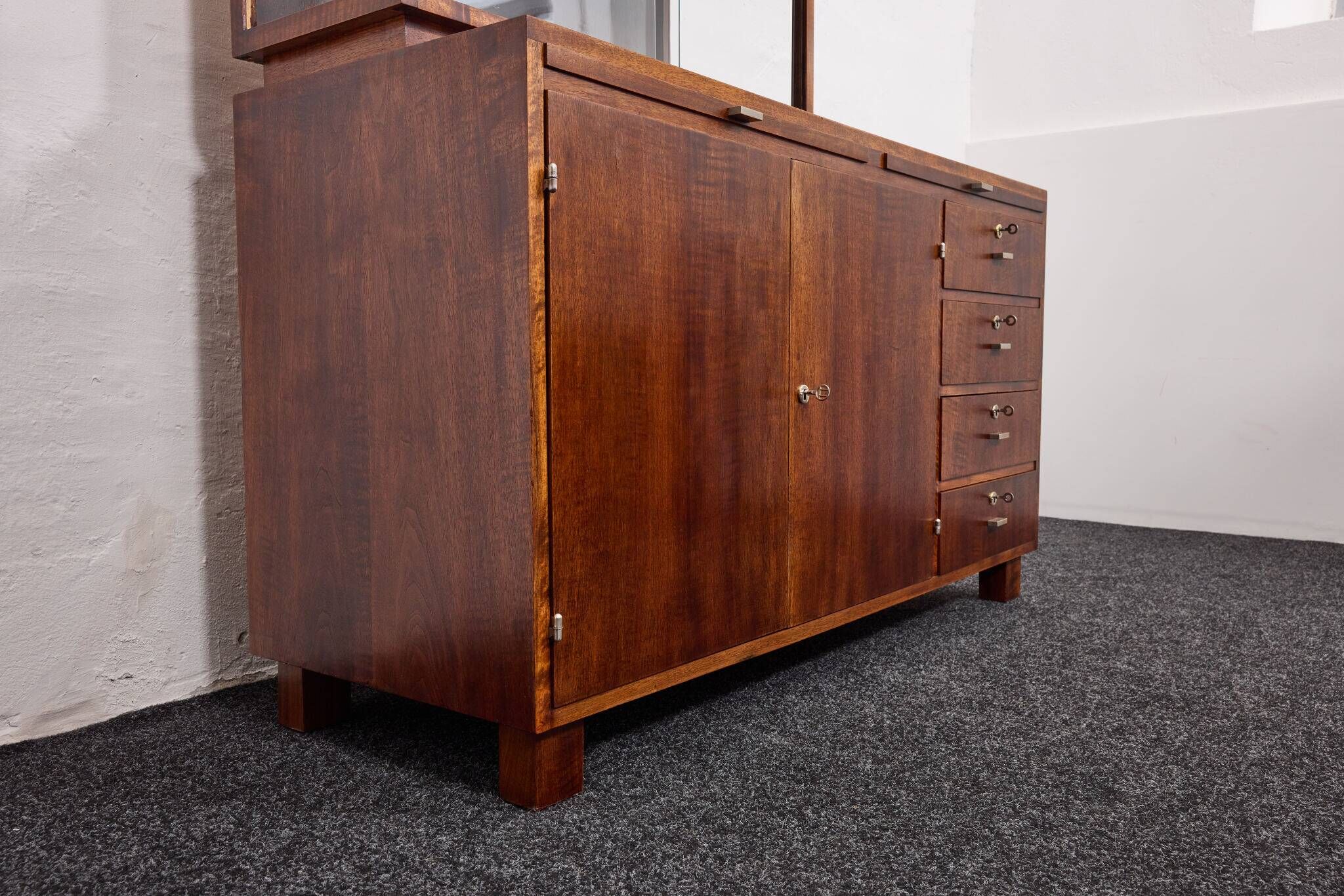 Buffet cubain en acajou de style Bauhaus, Gyula Kaesz, début des années 1940