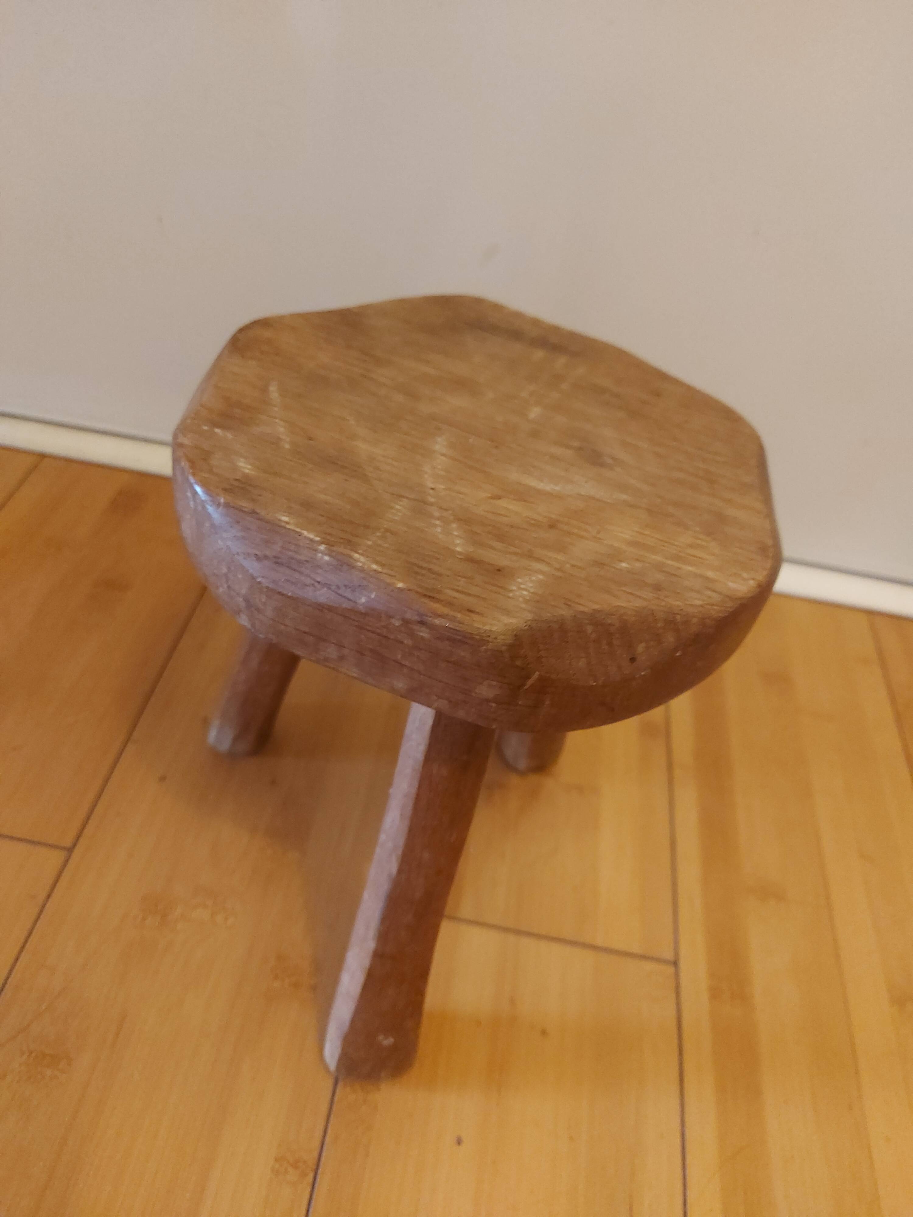 Tabouret tripode de vacher pour enfant