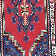 Handwoven wool oriental rug – 220 × 100 cm