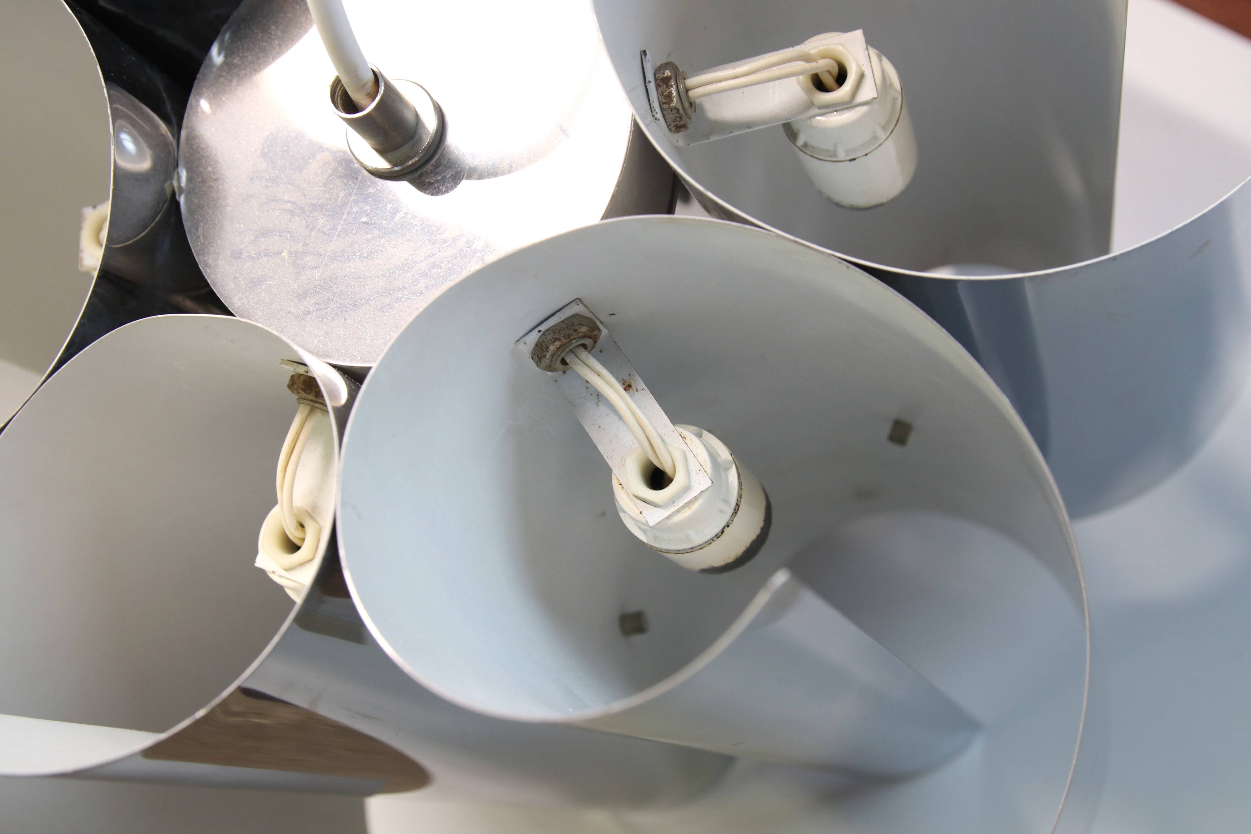 Italian 70s chrome design pendant lamp