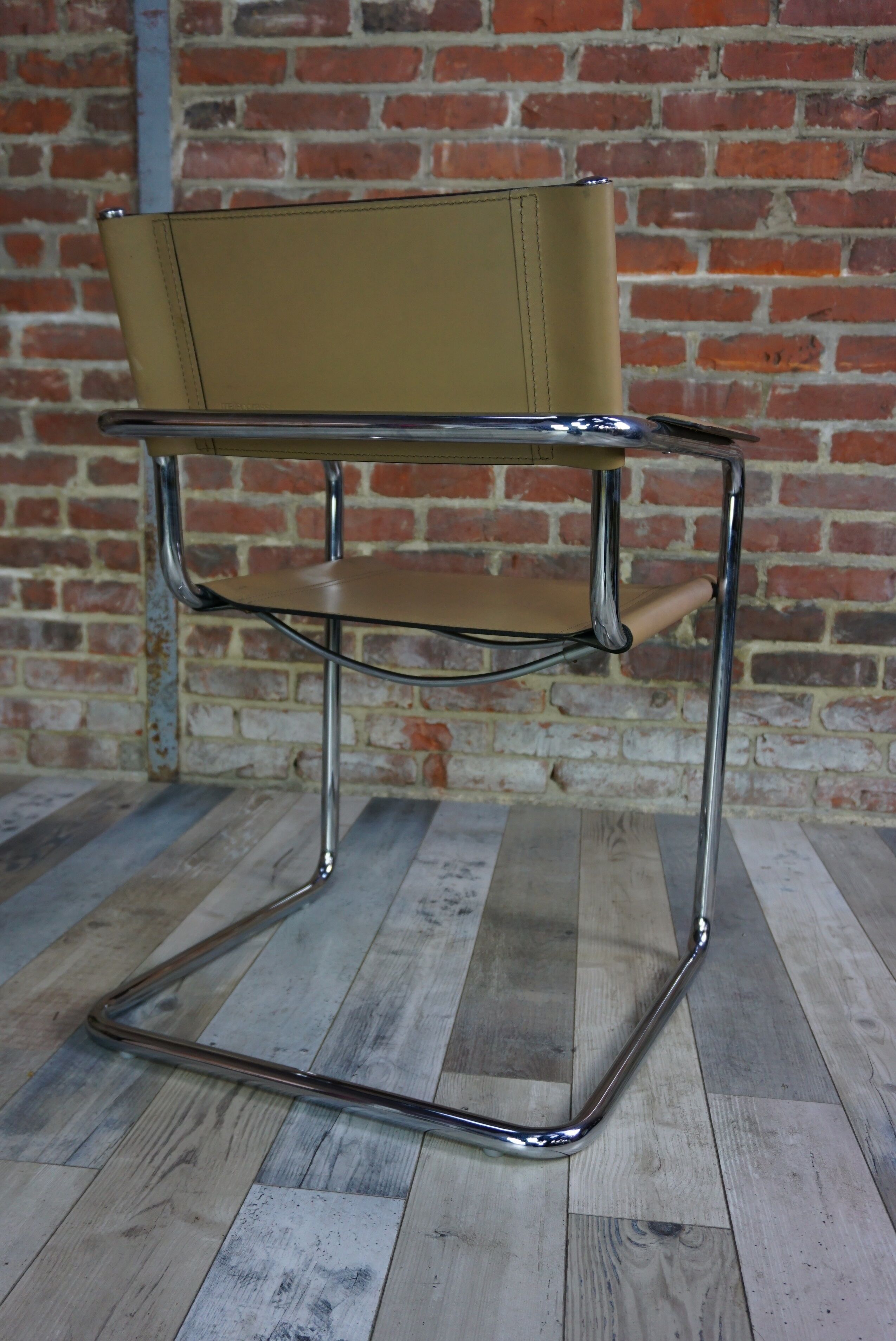 Fauteuil MG5 design Centra Studi MatteoGrassi