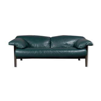 Sofa by Potrona Frau model Pausa in green leather