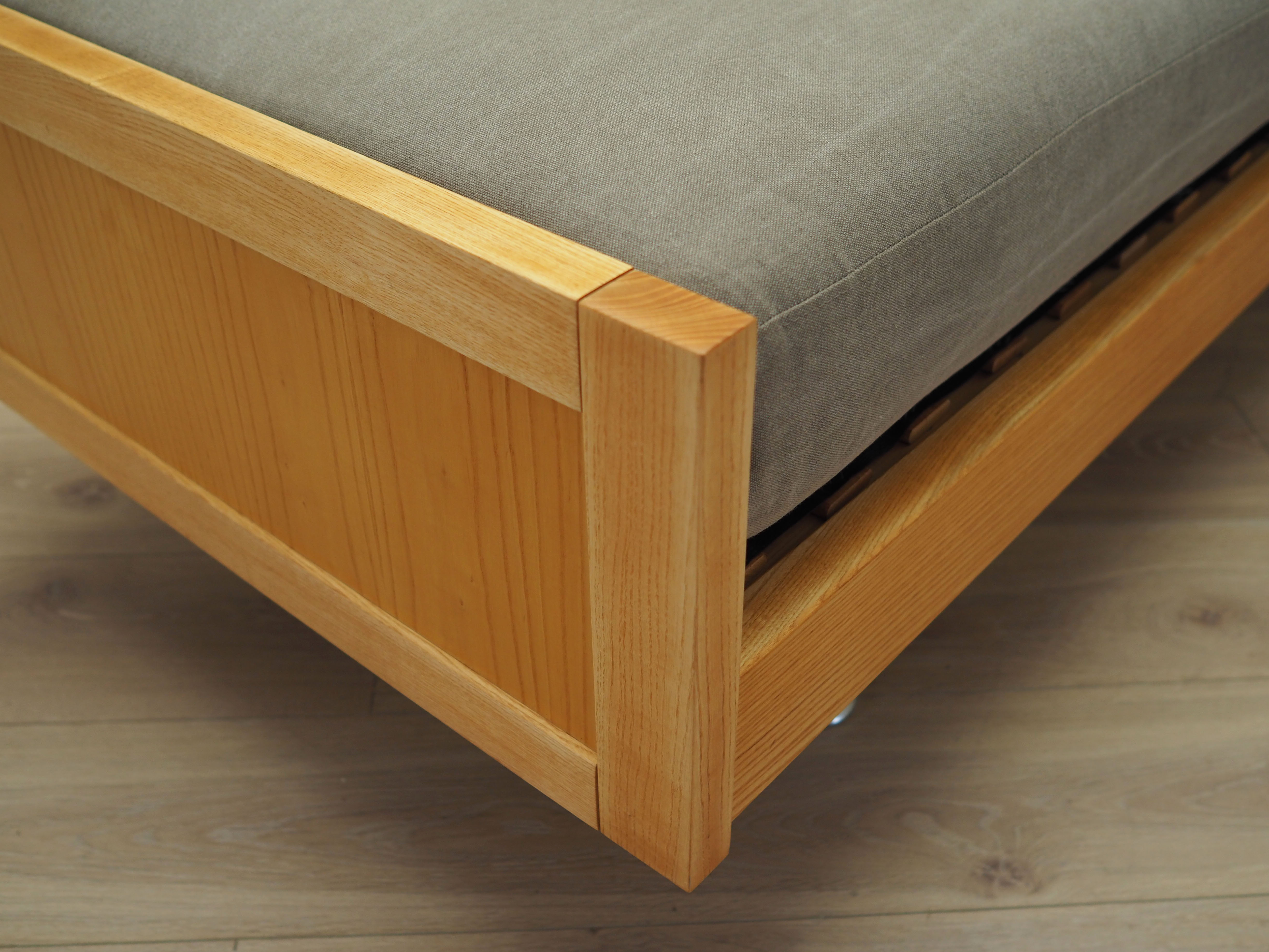 Ash wall sofa, Danish design, 1970s, production: Denmark