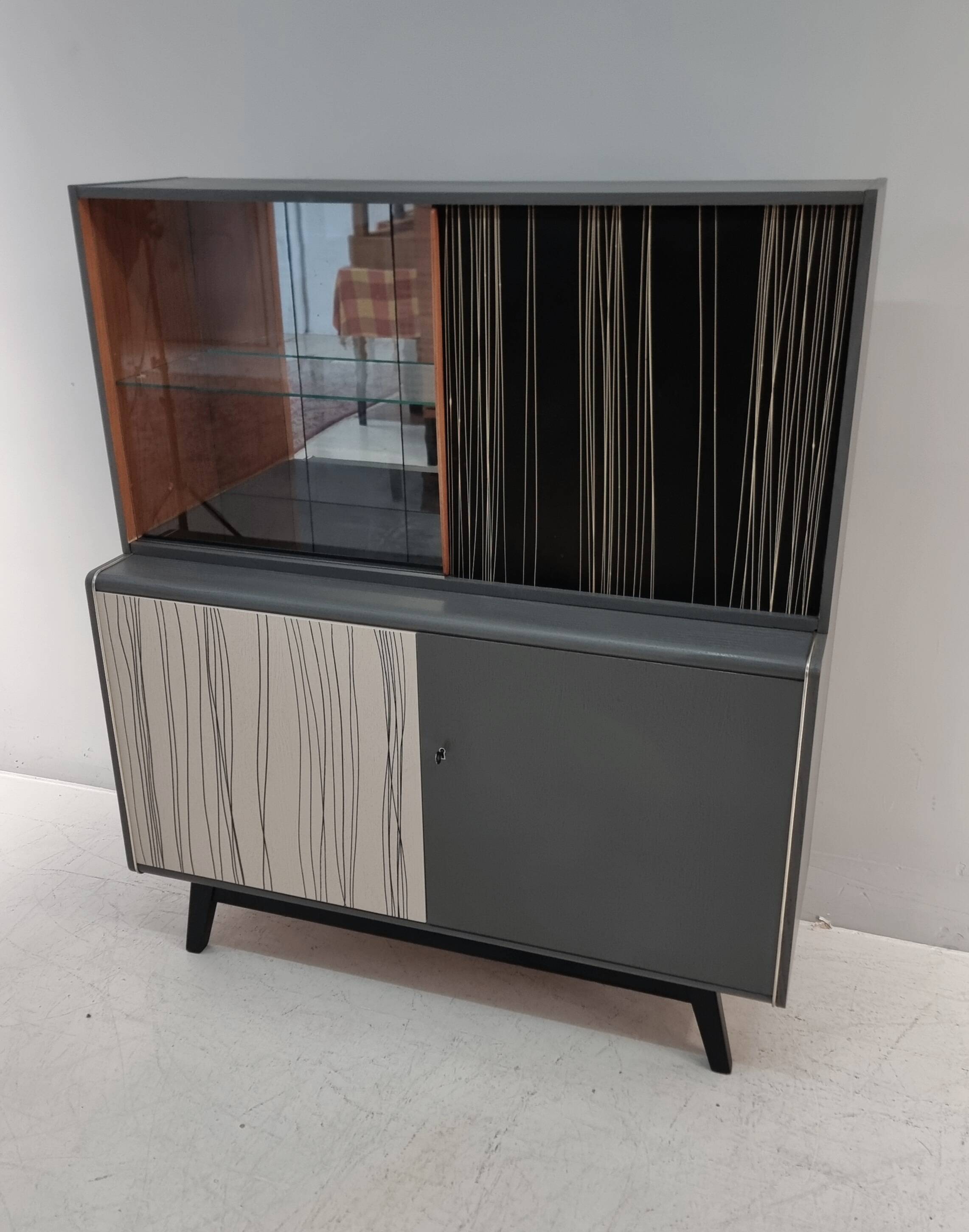 Vintage Display Cabinet, 1970s