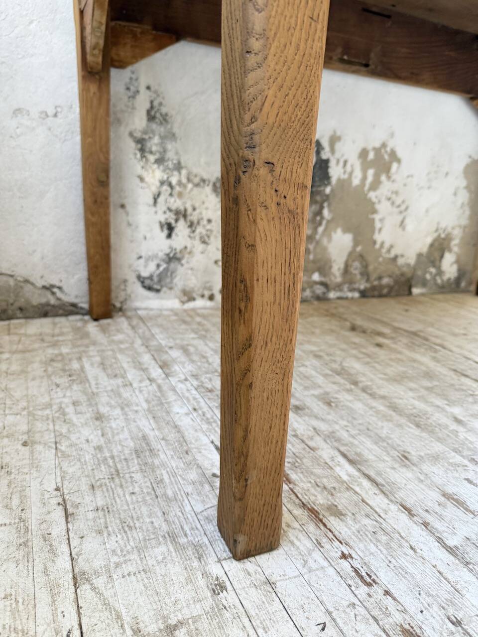 Oak desk with spindle legs, 1950s