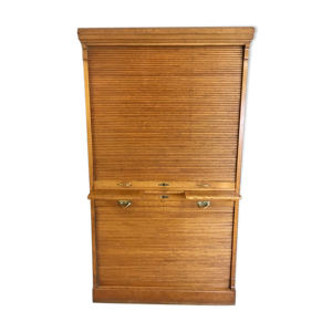 meuble à rideaux