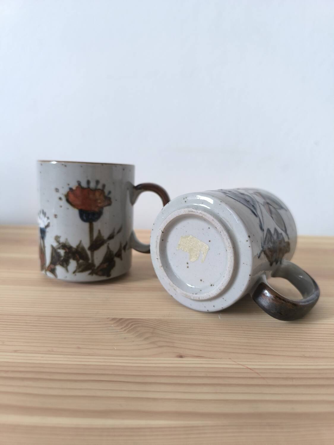 Pair of glazed stoneware mugs 1970