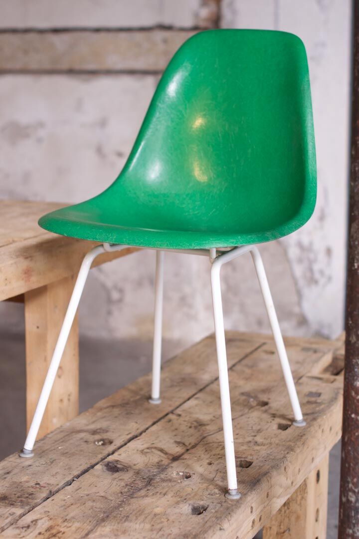 DSX-H green base chair by Charles and Ray Eames Herman Miller, 1960'