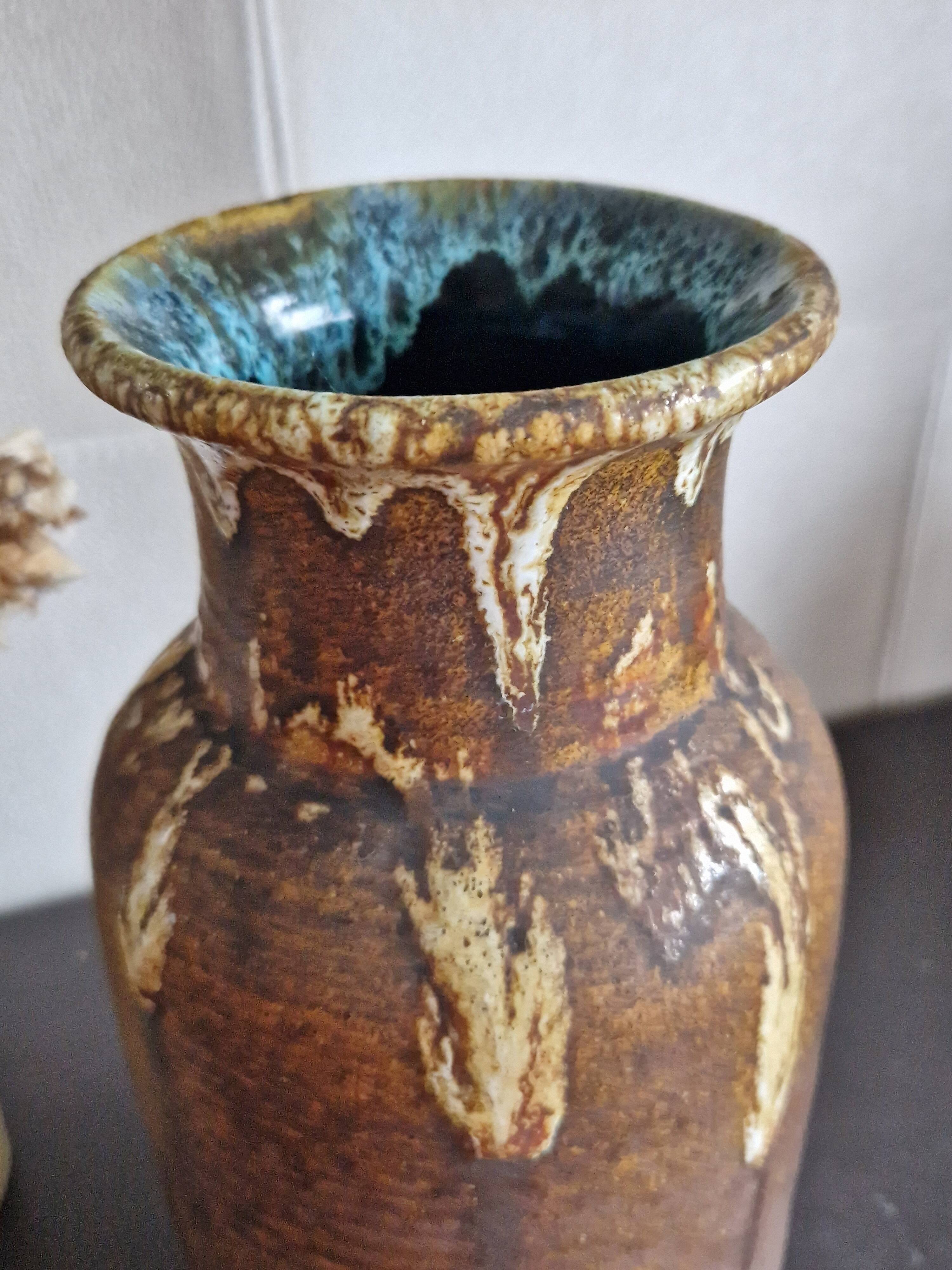 Large brutalist vase in Accolay enamelled stoneware signed Hubert GUY 1960s