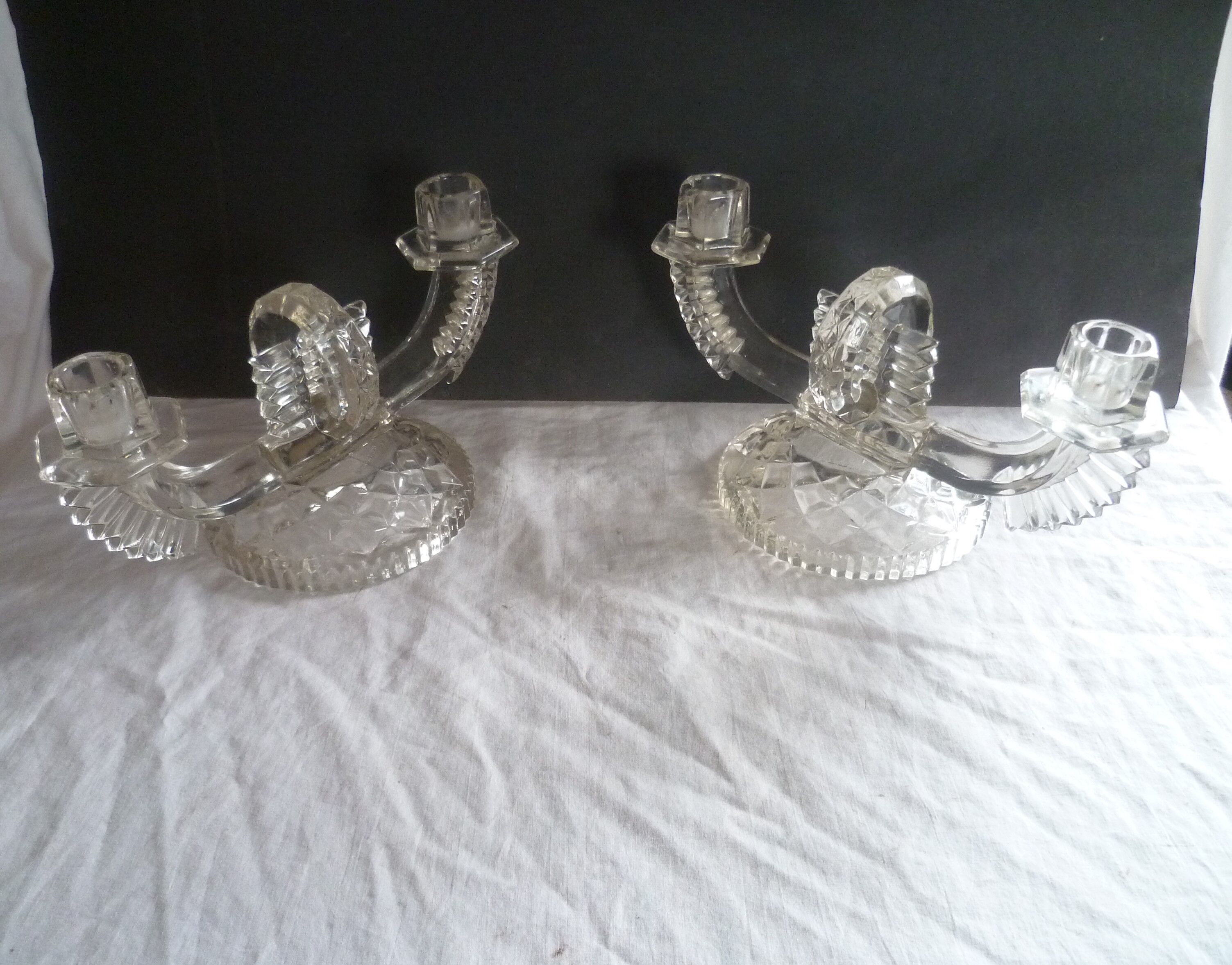 Paire de chandeliers 2 bougies en verre art deco Tchecoslovaquie