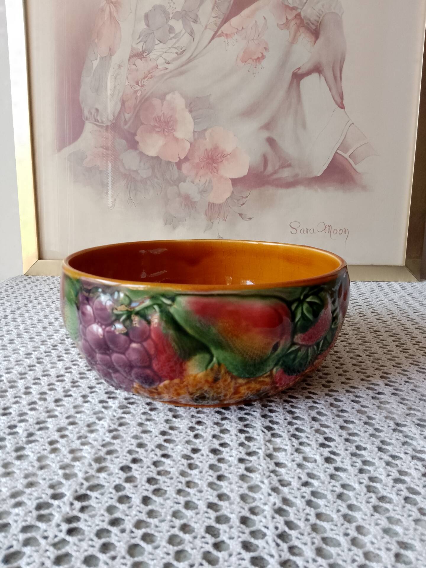 Earthenware salad bowl