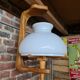 Suspension vintage avec opaline "votre maison" de Guillerme & Chambron en bois