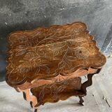 Table d’appoint ancienne bois gravé