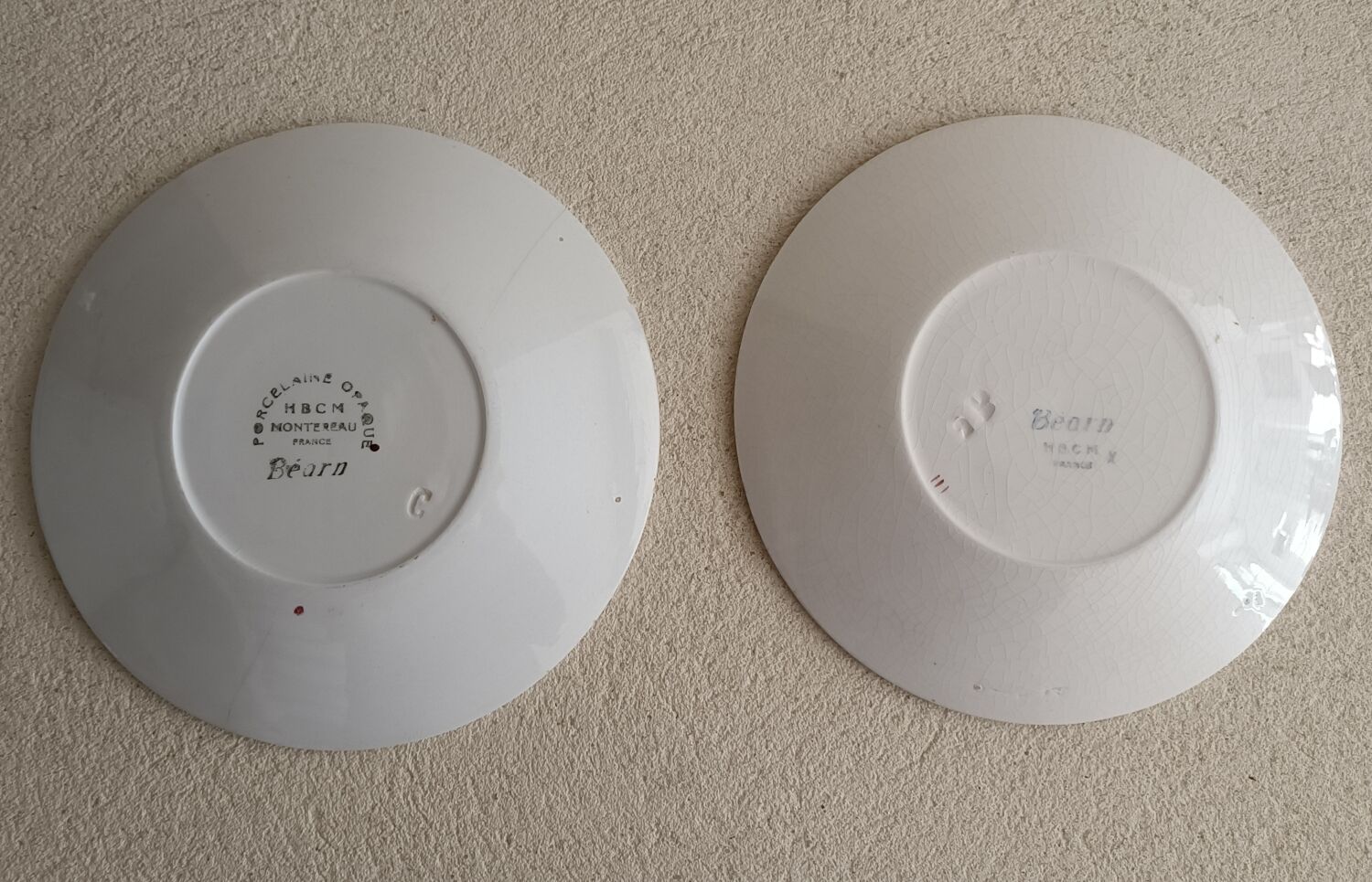 Two saucers model Béarn Creil and Montereau
