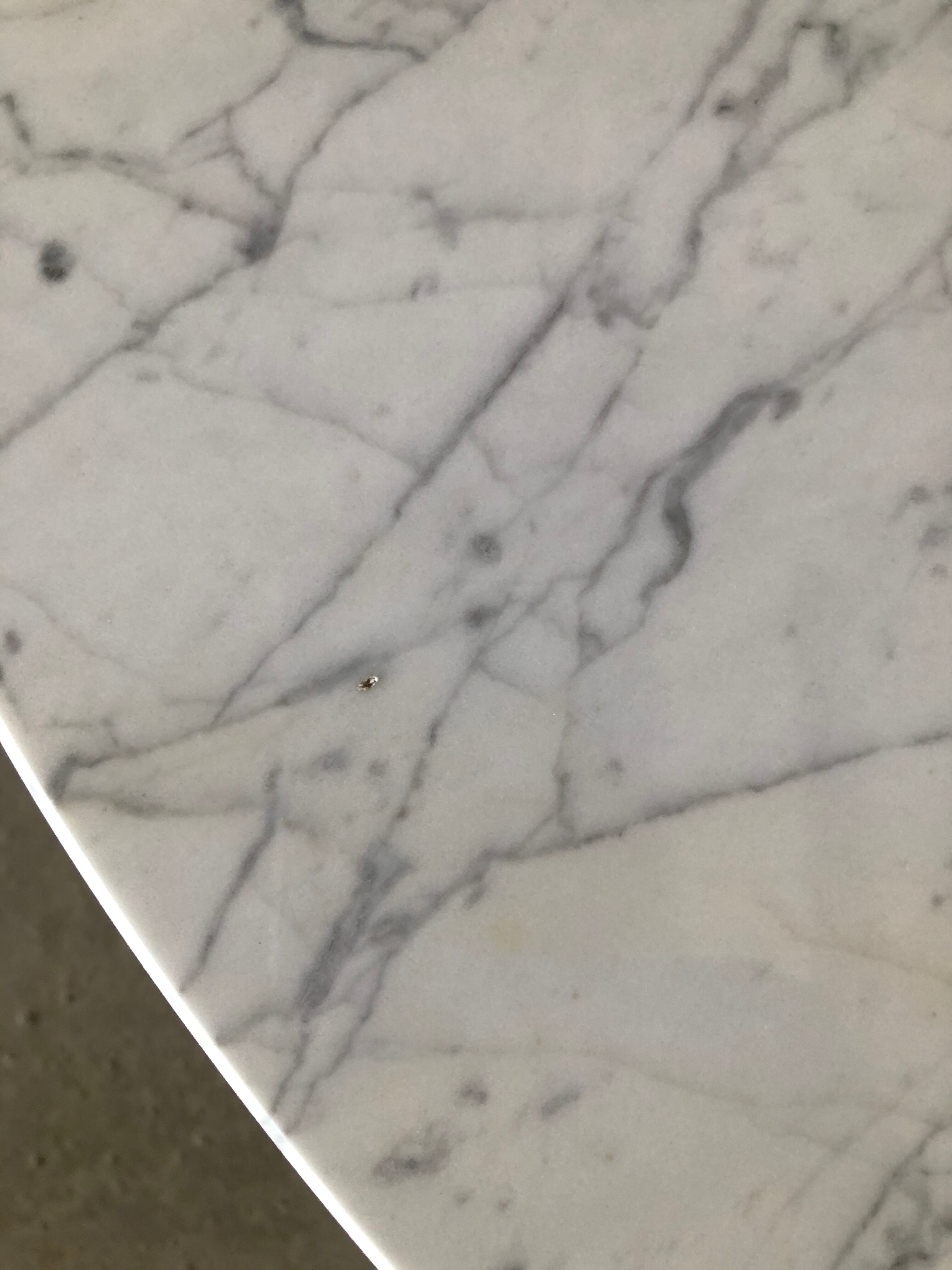 Coffee table by Saarinen Eero for Knoll 1960