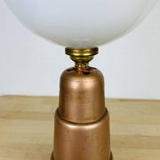 Lampe art déco conique cuivre et globe opaline
