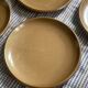 8 assiettes en grès de Berne beige wabi sabi