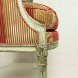 Paire de fauteuils " Bergère " de style Louis XVI