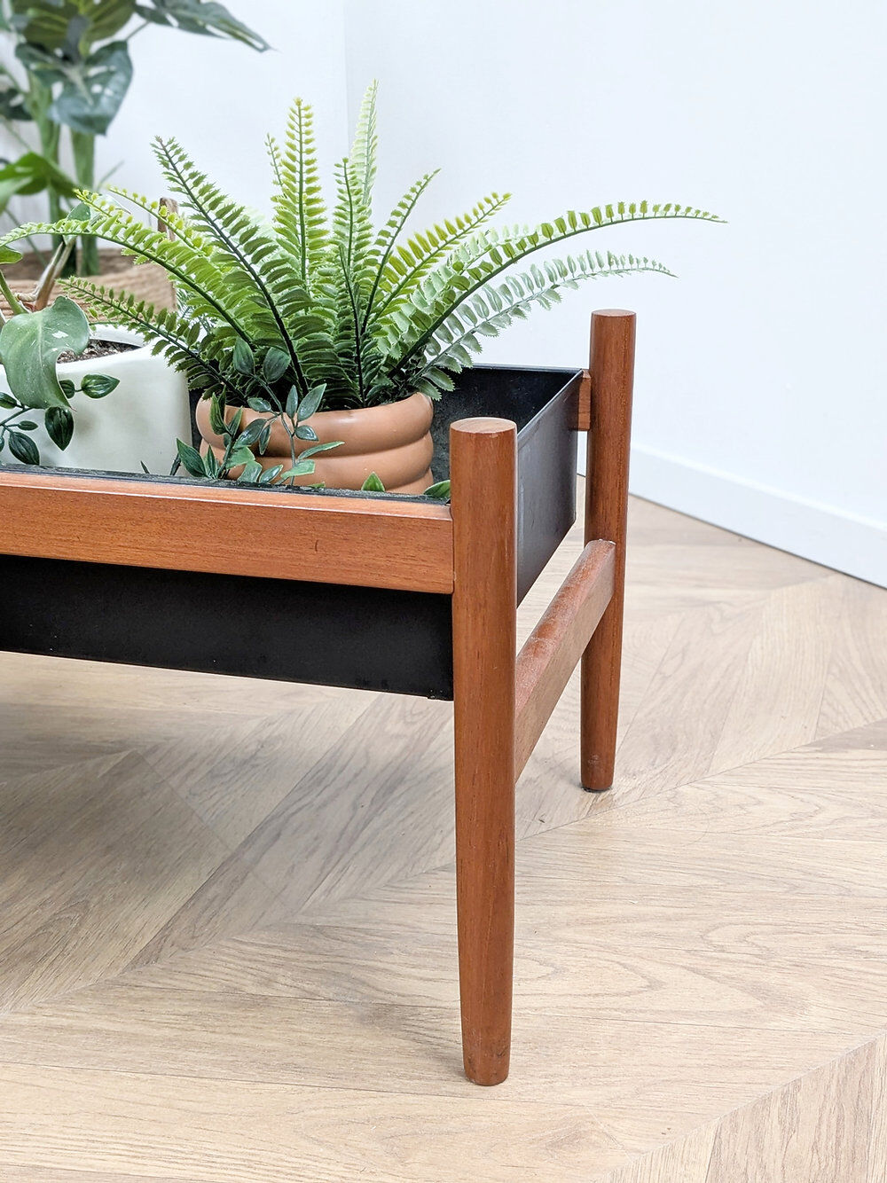 Jardinière en teck