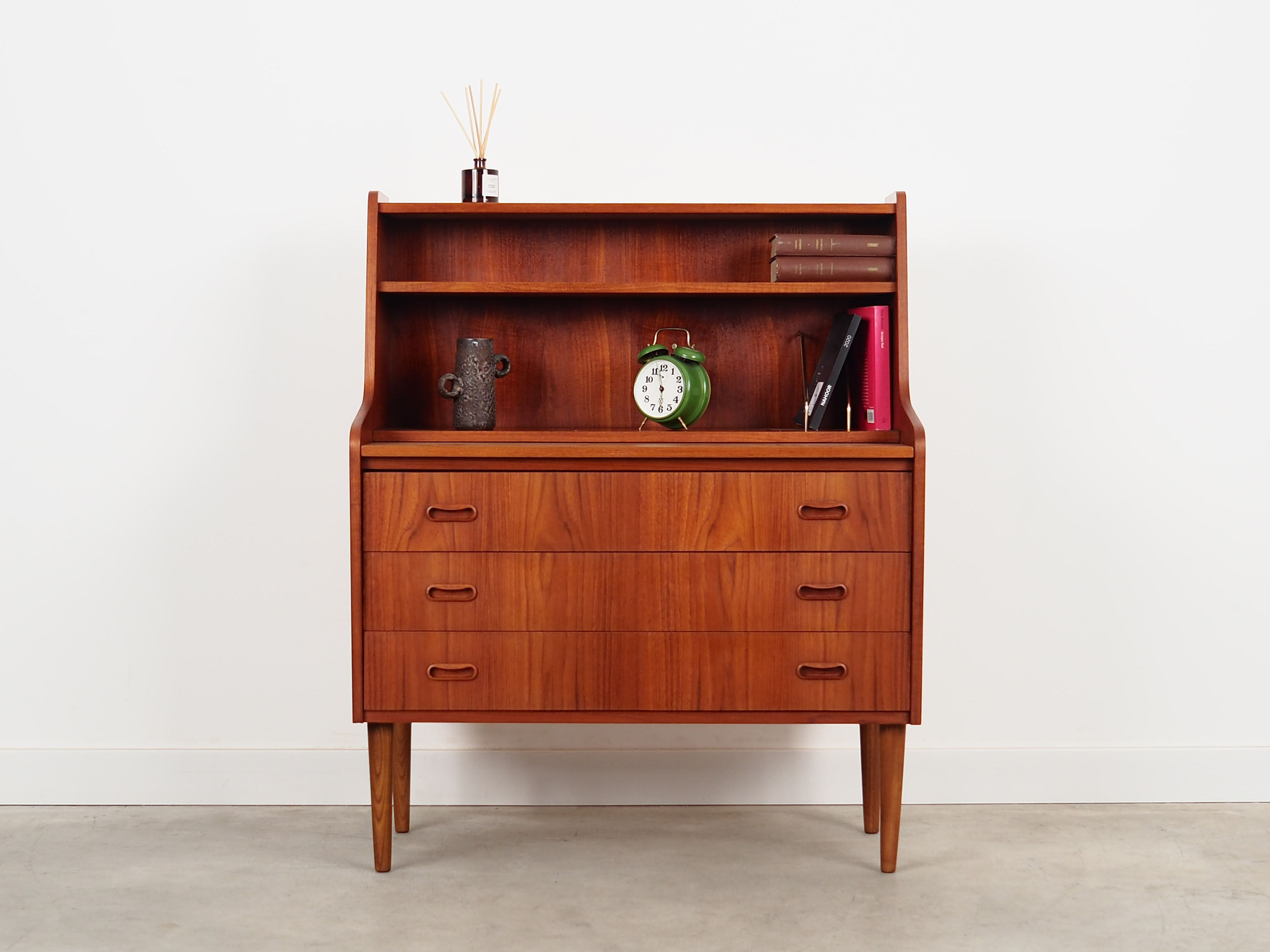 Secrétaire en teck, design danois, années 1970, production: Danemark