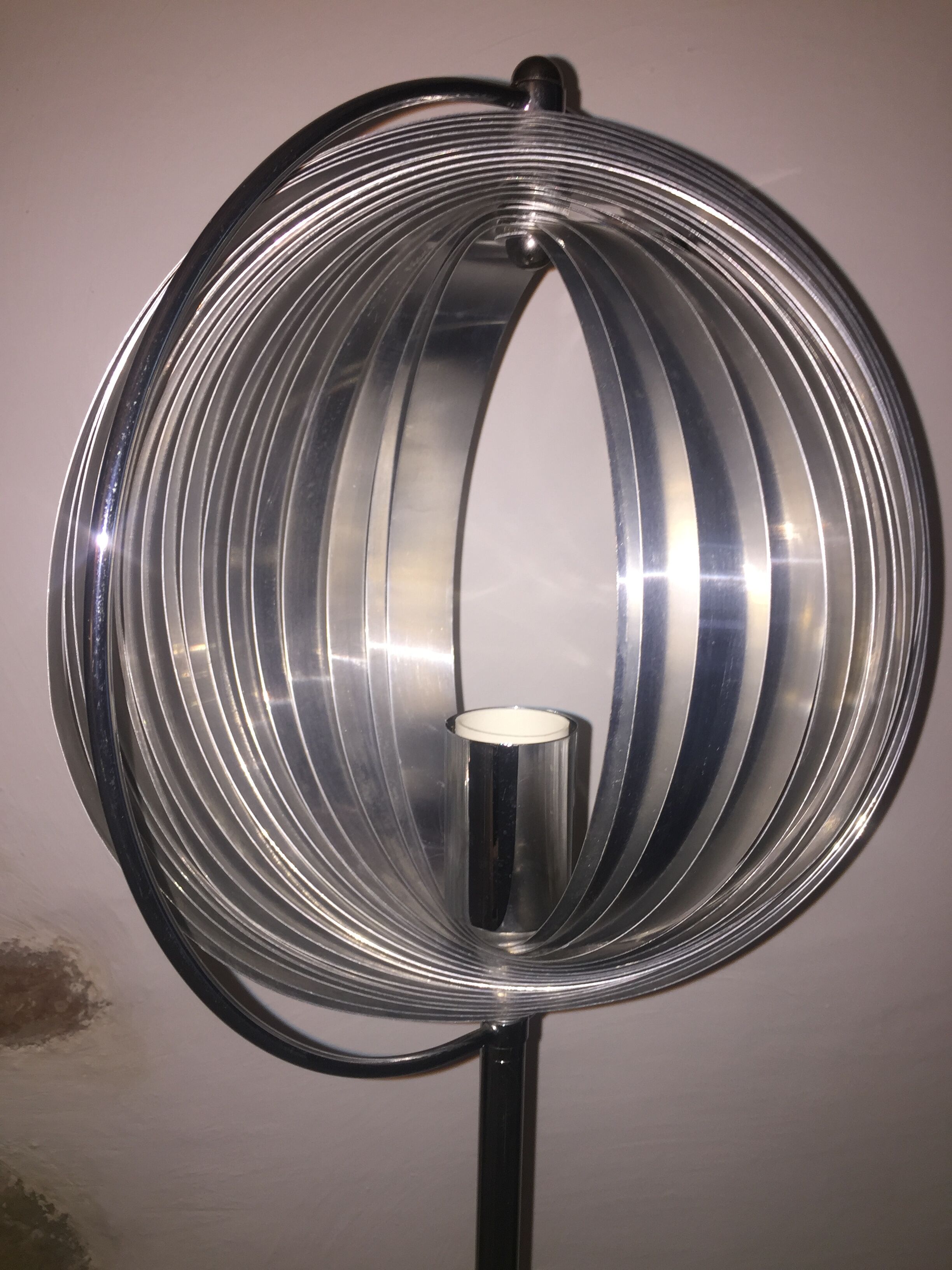 Kare Design "Moon" style lamppost