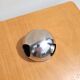 Cendrier boule en inox vintage années 70