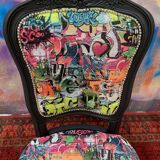 Street art noire chair