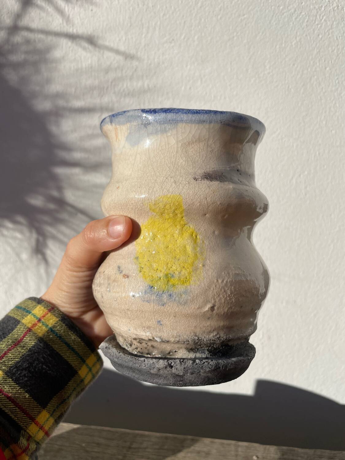 Vase en raku / céramique signée / poterie fait main