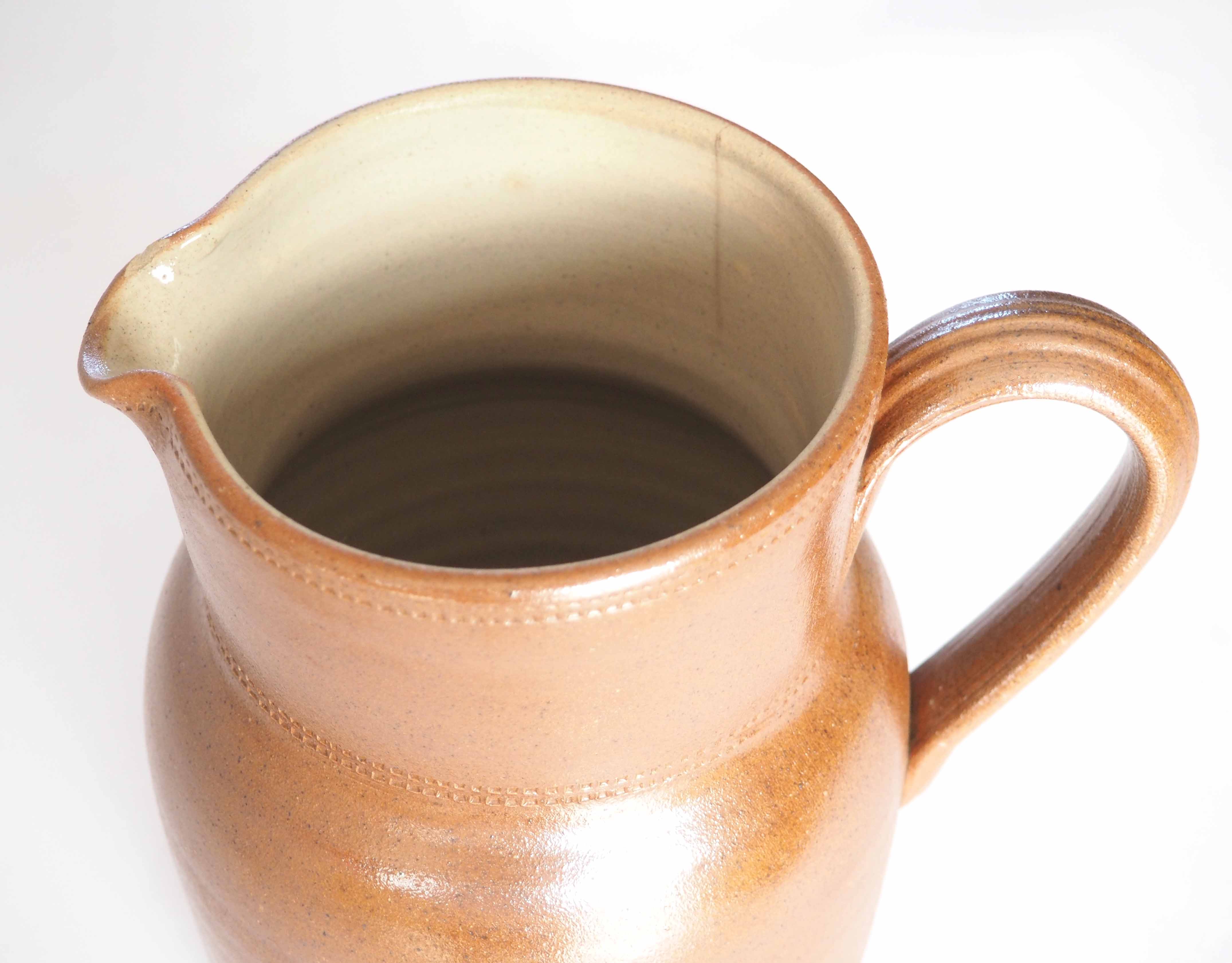 Bonny sandstone pitcher