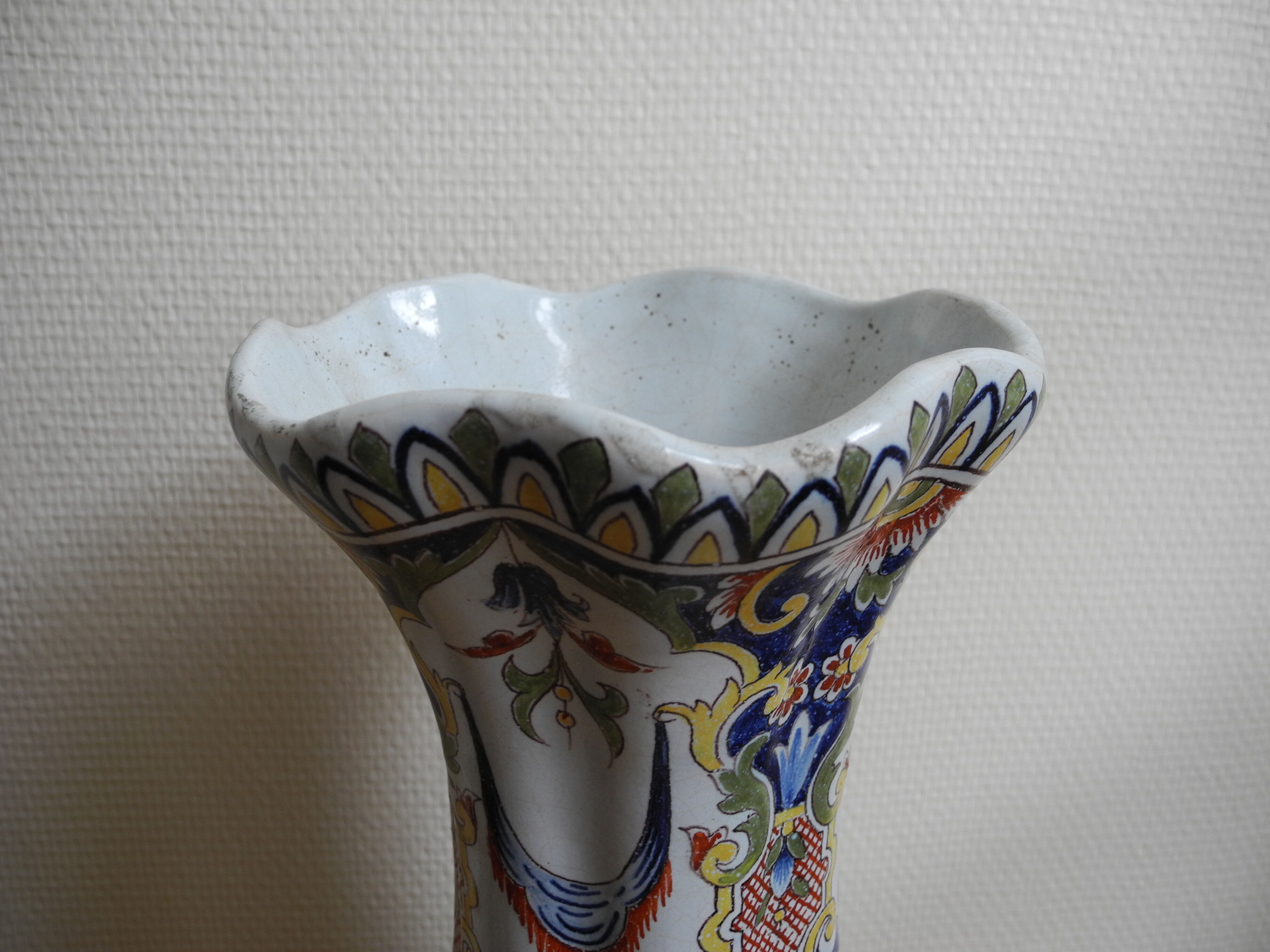 vase Desvres Fourmaintraux Courquin 19th century French earthenware vase