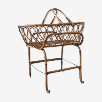 Rattan cradle