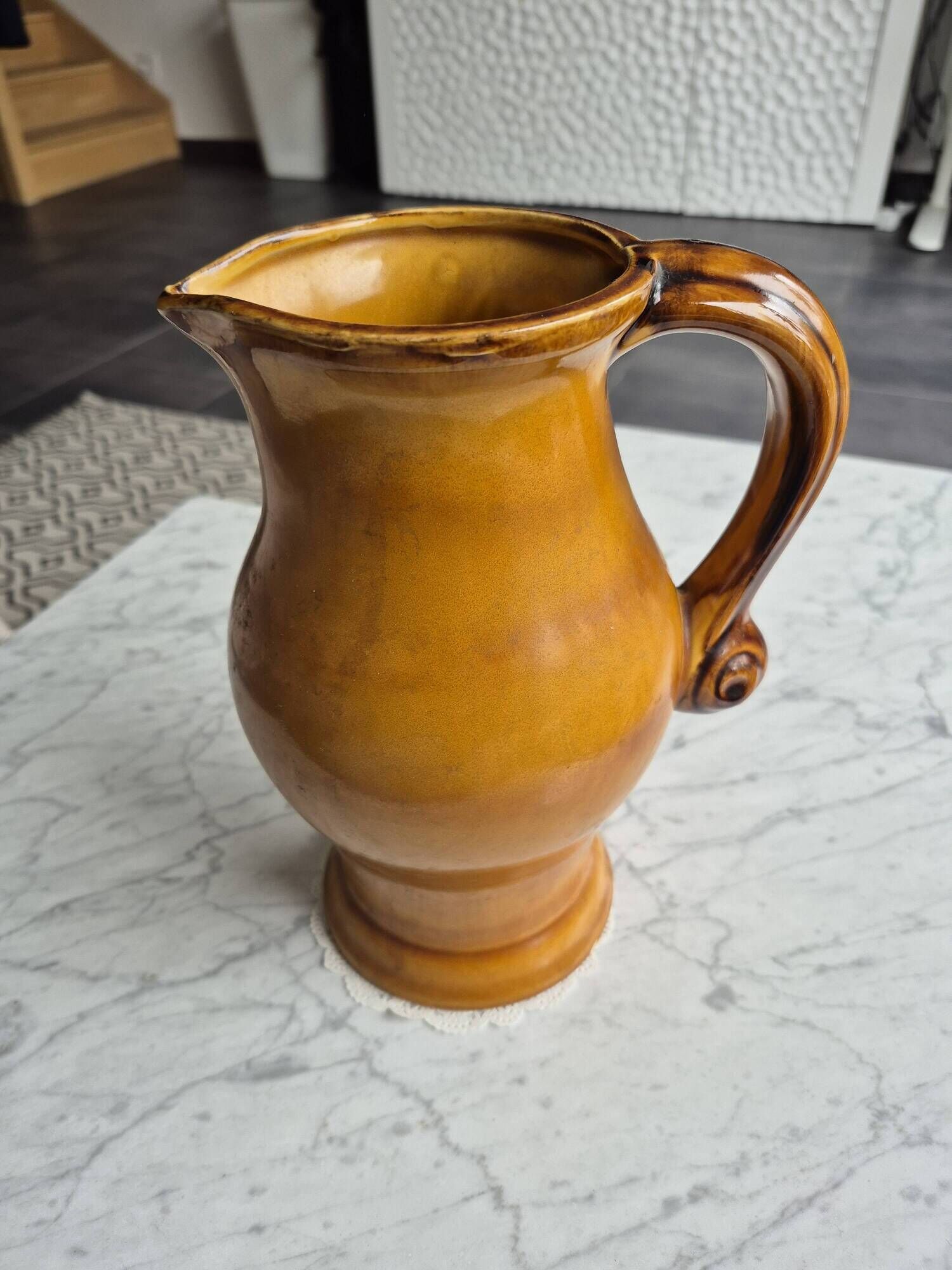 Vintage ochre yellow earthenware jug – Saint-Clément no. 7518 – Vase carafe