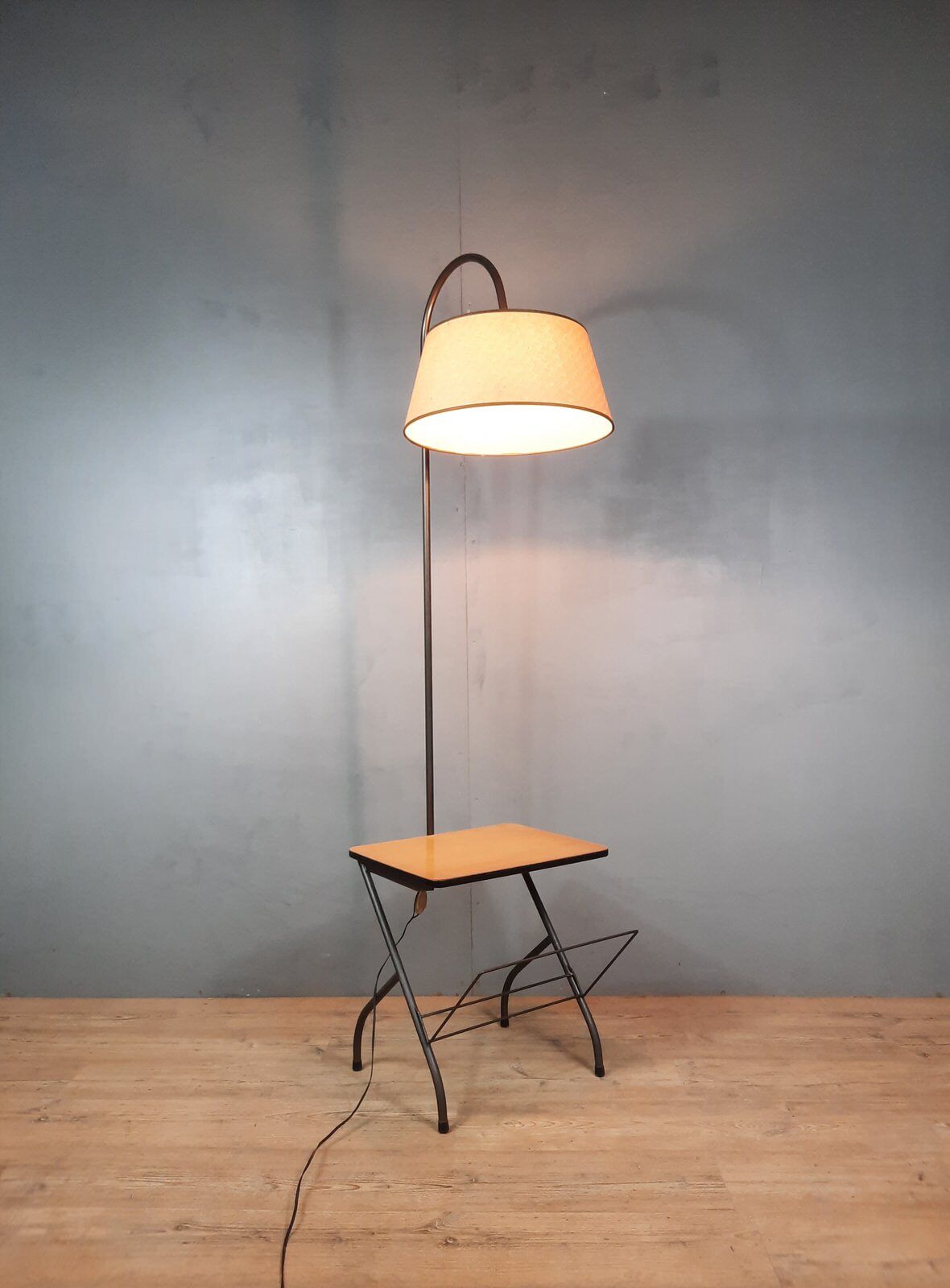 Vintage magazine door floor lamp