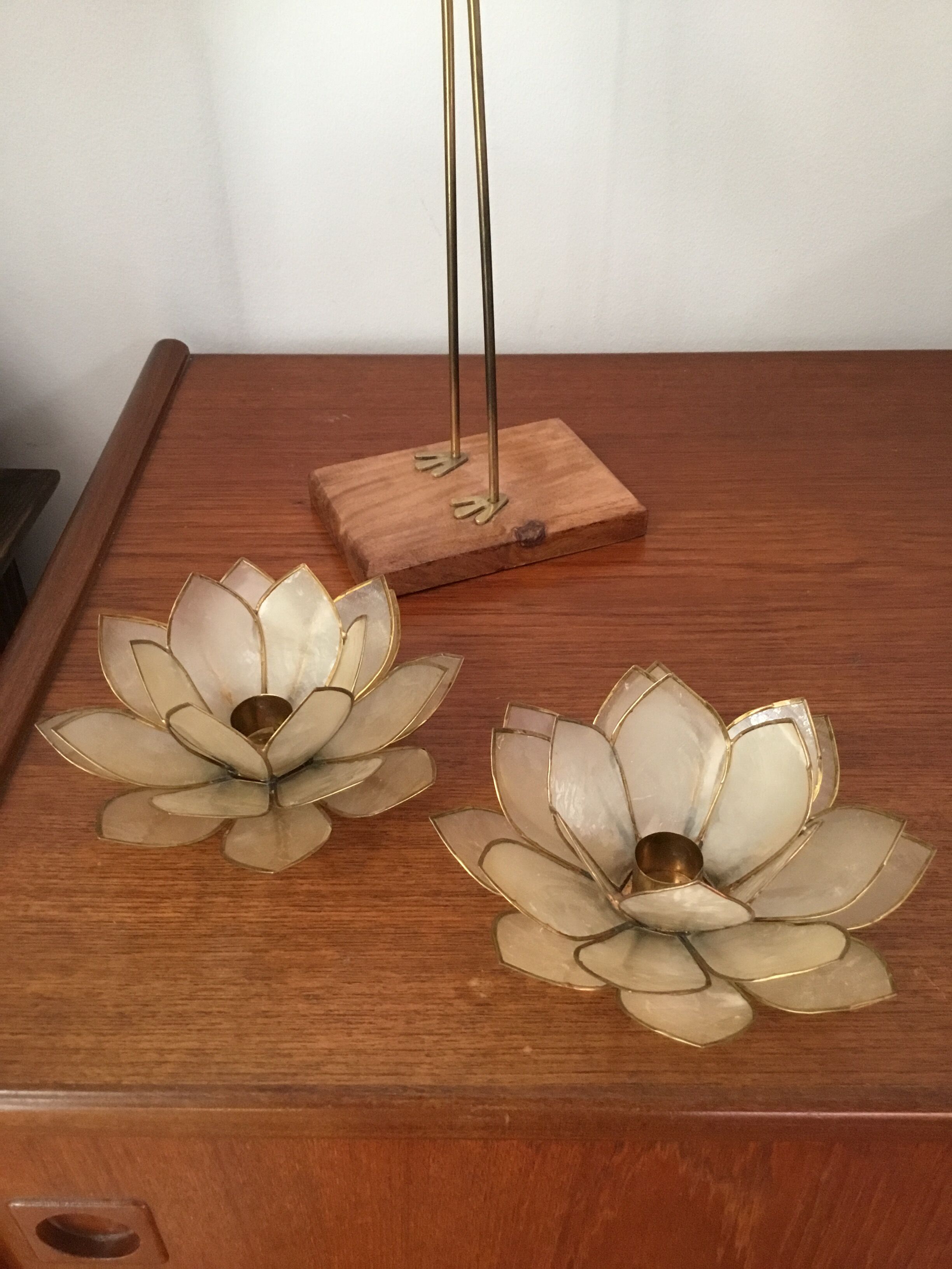 Pair of candlesticks in mother of Pearl and brass