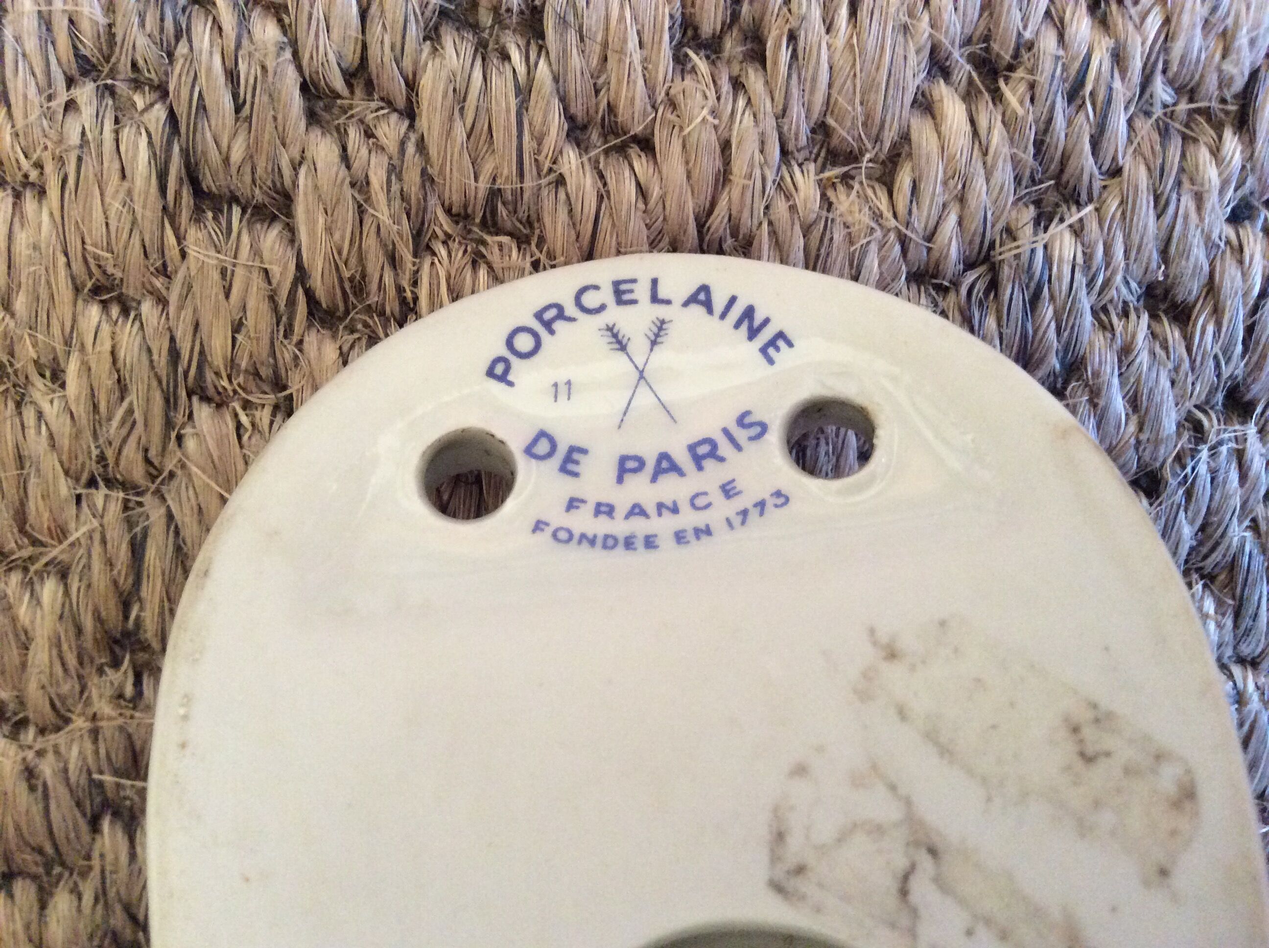 Patère en porcelaine