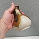 Small, delicious vase by Axel Larsen Denmark 70s for his own company AXELLA