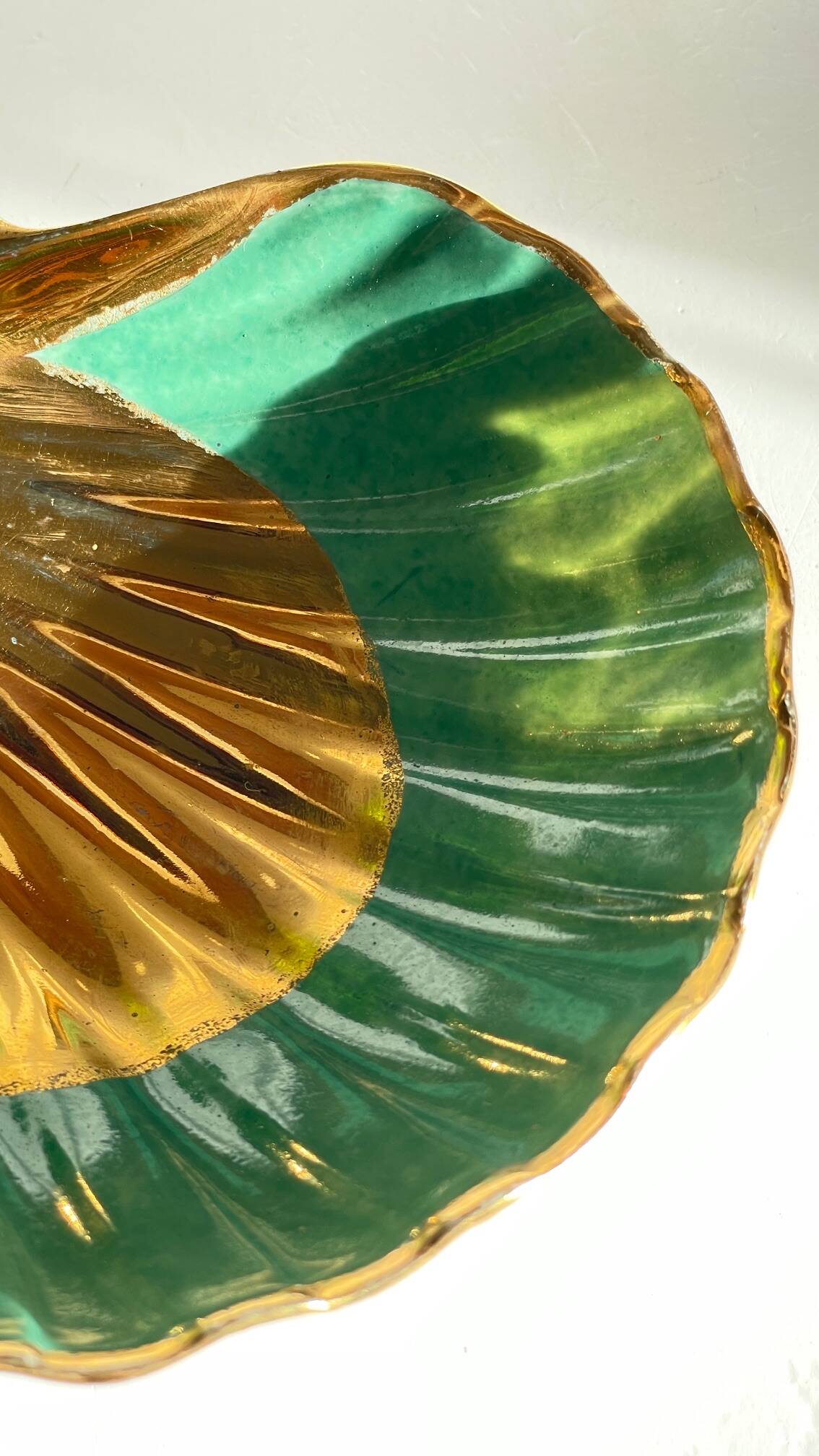 Shell-shaped empty pocket Limoges FRANCE