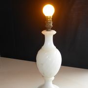 Antique lamp foot in alabaster marble torso belly, pearl rows