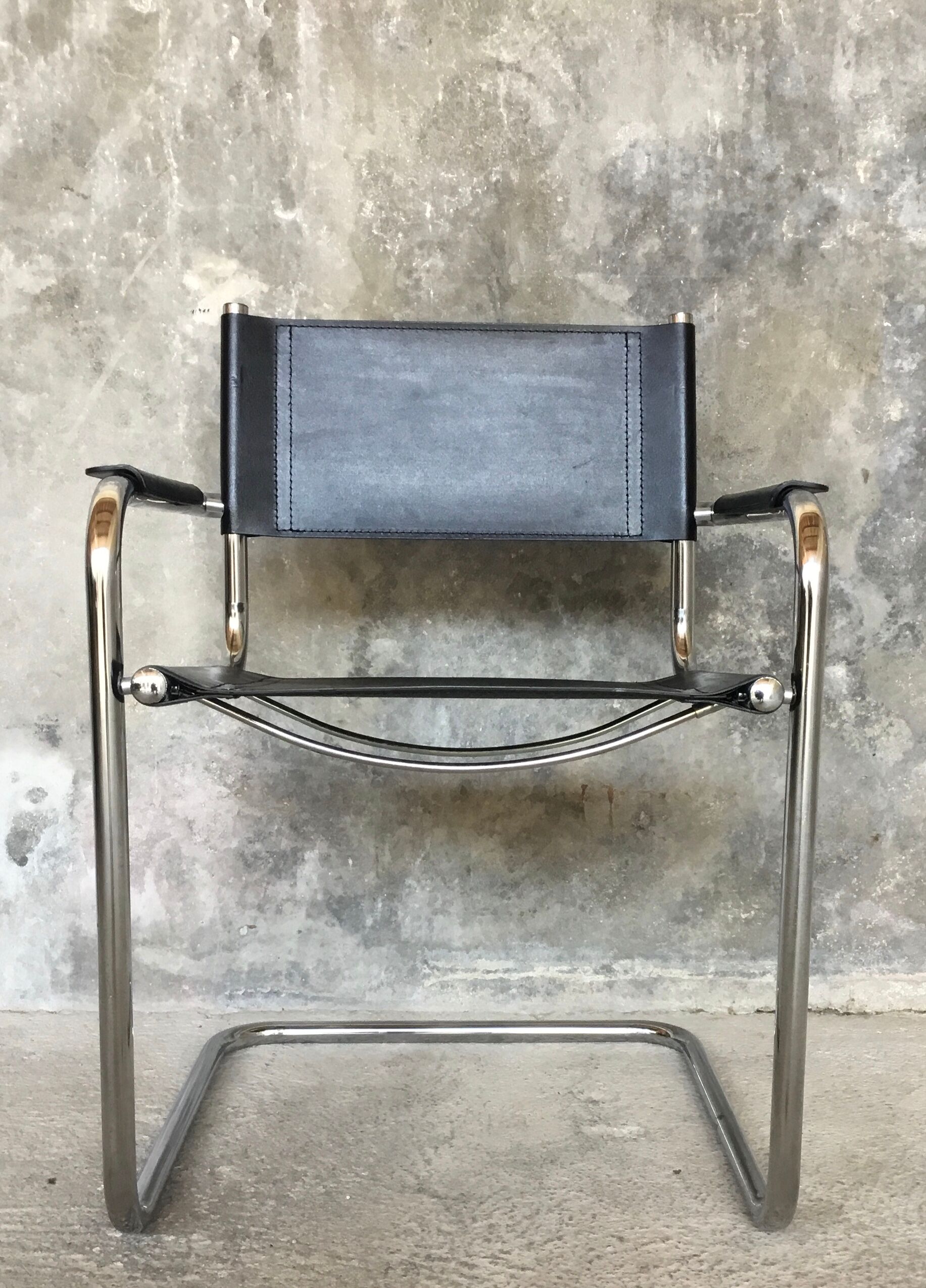 Cantilever armchair, made in Italy