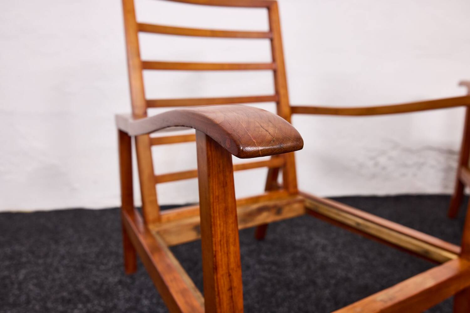 Paire de fauteuils vintage – Attributés à Károly Nagy, Hongrie, années 1940