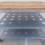 Metallic trolley with wheels, 3 levels with wooden top.
