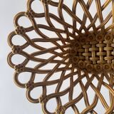 Pichon uzes large woven basket