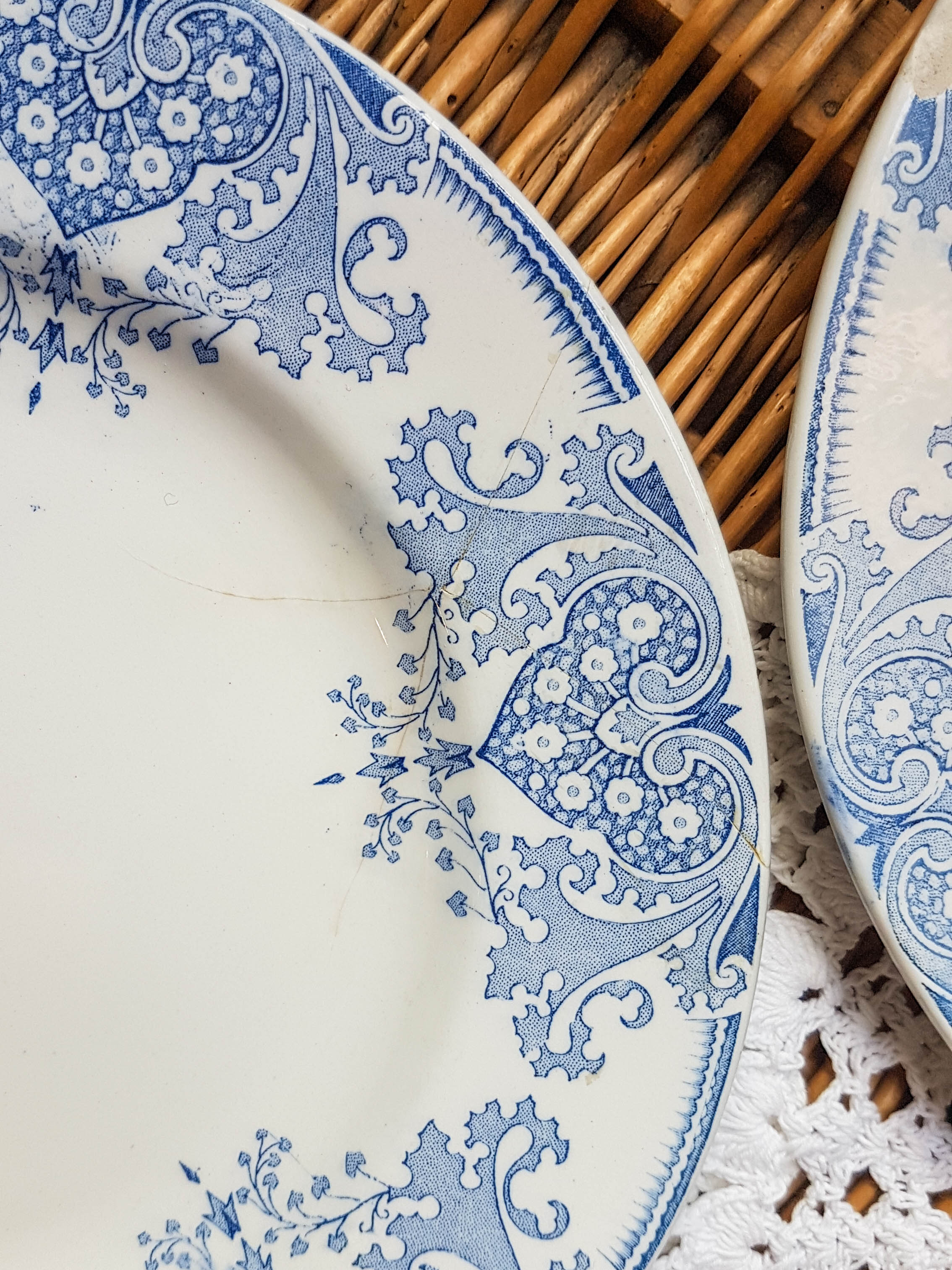 Set of 4 large flat plates iron earth k-g luneville model "mauresque" 1890