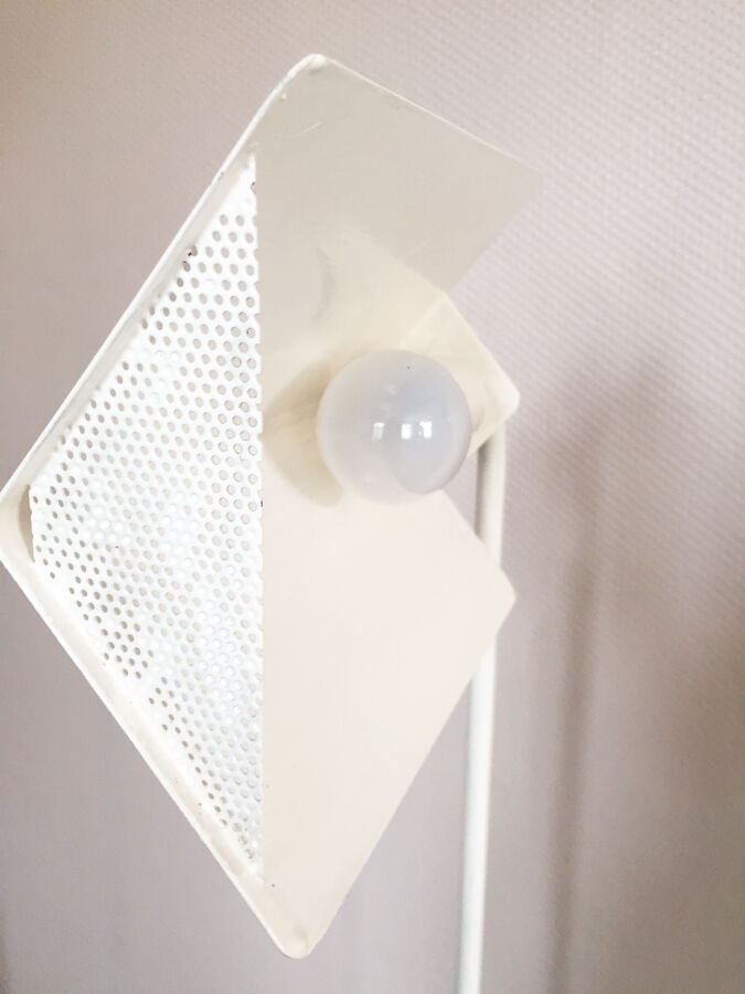 Vintage reader lamppost, 1970