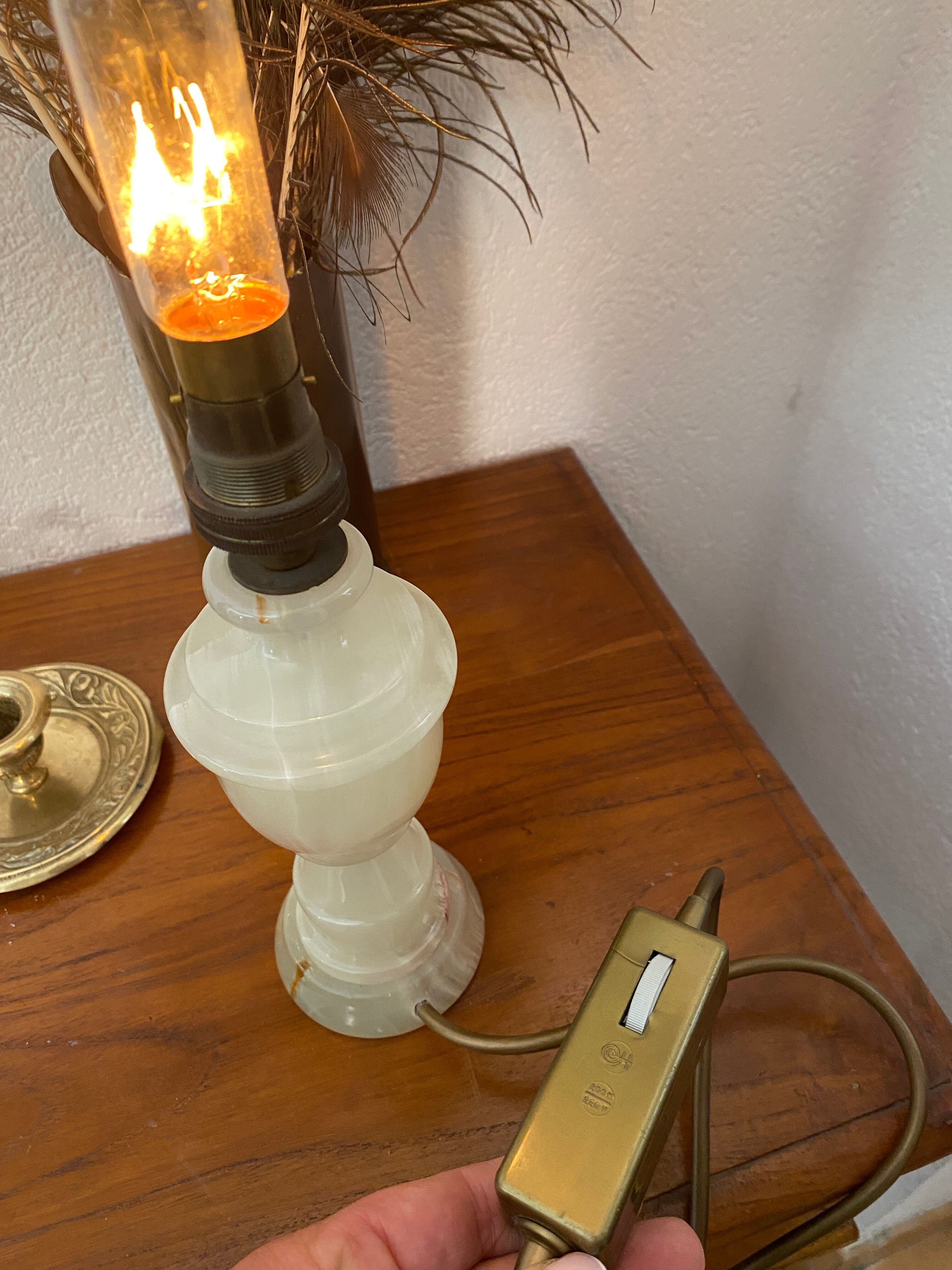 Pied de lampe en onyx