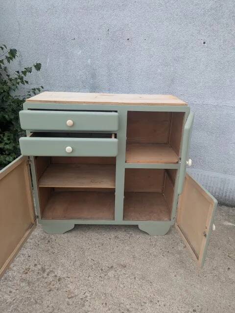 Vintage buffet