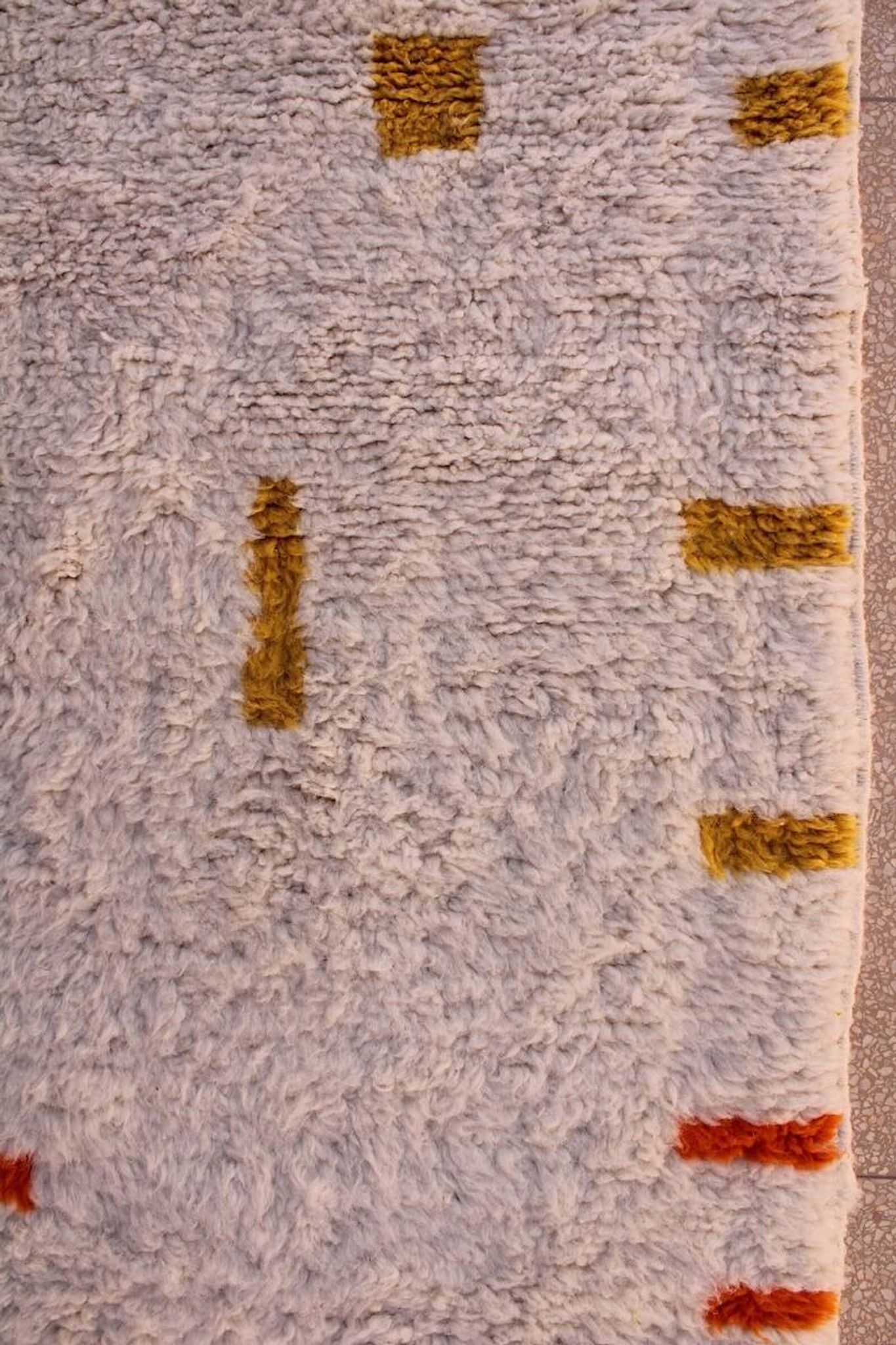 Handmade traditional wool rug size 100 x 200 cm