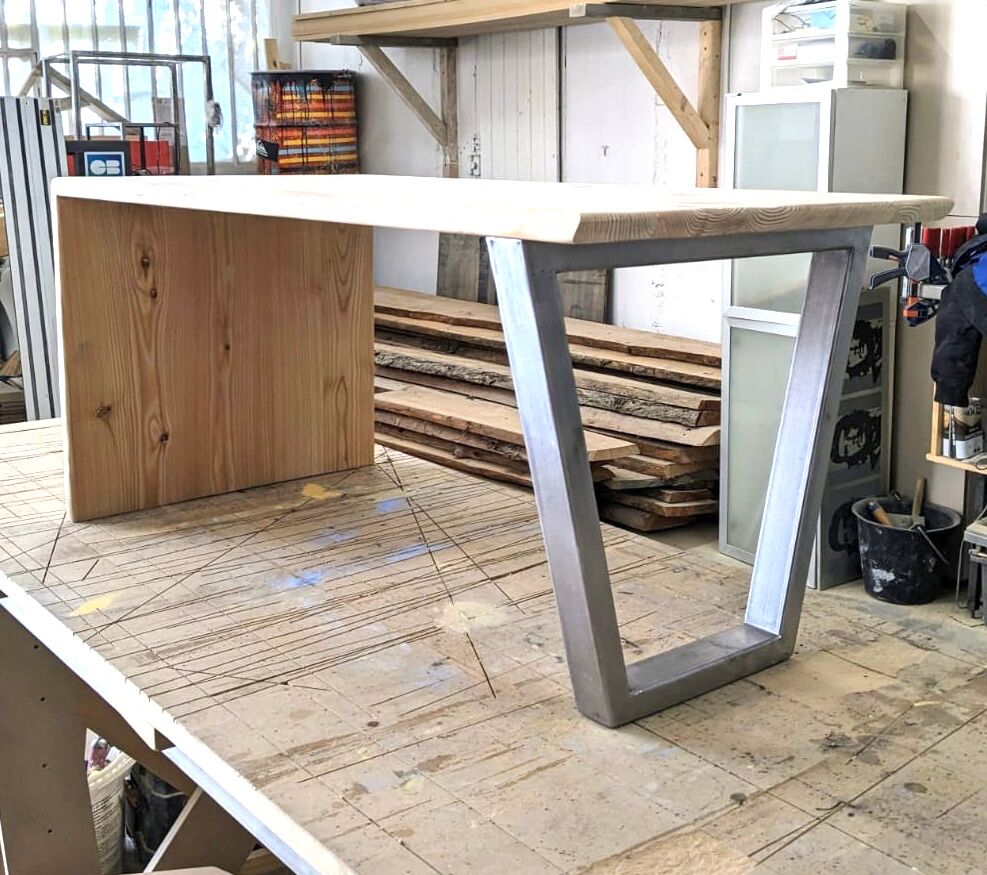 Larch coffee table and steel base